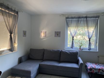 Rózsás Apartman12