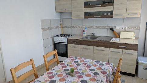Eozin Apartman Pécs10