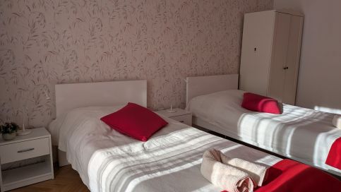 Eozin Apartman Pécs7