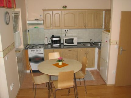 Estella Apartman4