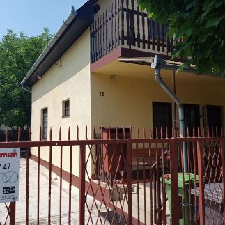 Gyöngy és Miki Apartmanok11