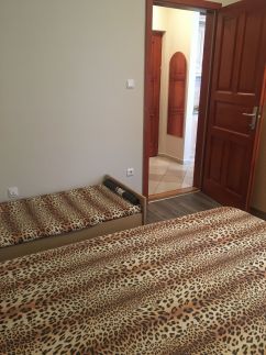 Aranypart Medencés Apartman19