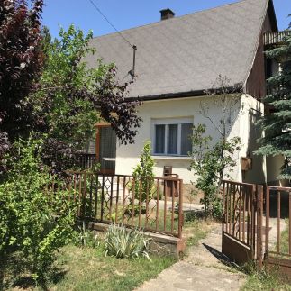 Rózsás Apartman