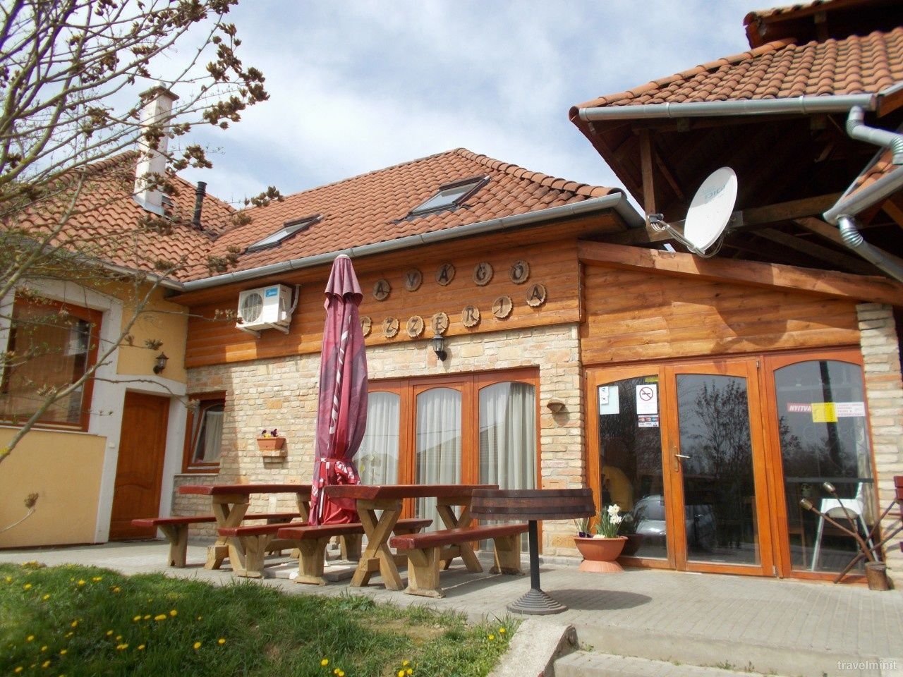 Liliom Apartmanház – Kehidakustány