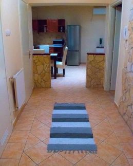 Apple Apartman7