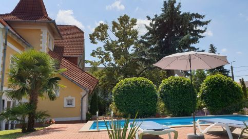 Éden Villa Családi Apartman35