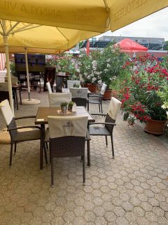 CVSE Clubház és Panzió37