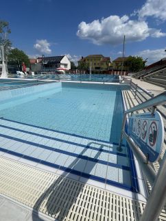 CVSE Clubház és Panzió35