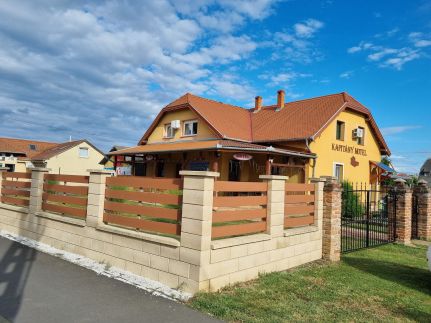 Kapitány Motel6