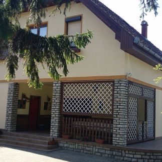 Mátyás Villa1