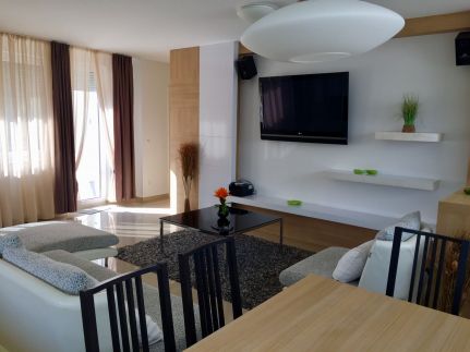 Bálint Premium Penthouse Apartman14