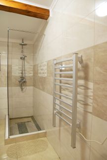 Makotel Apartmanház11