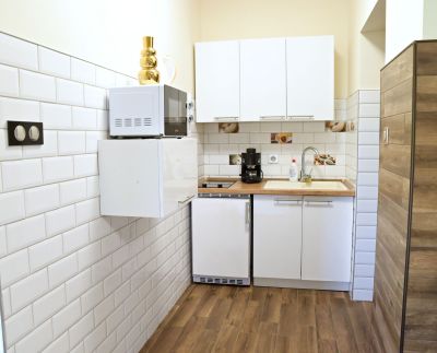 Makotel Apartmanház12