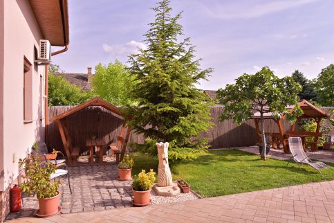 Makotel Apartmanház19