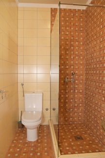 Makotel Apartmanház46