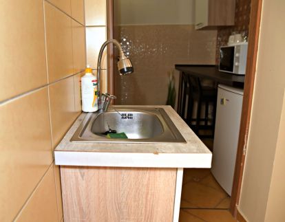 Makotel Apartmanház73