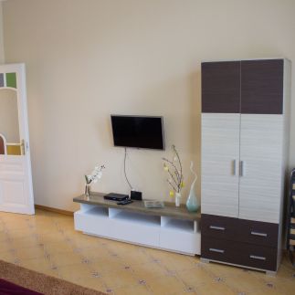 Makotel Apartmanház14