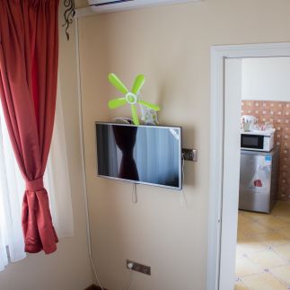 Makotel Apartmanház25