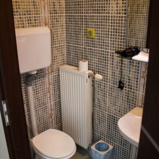 Makotel Apartmanház33