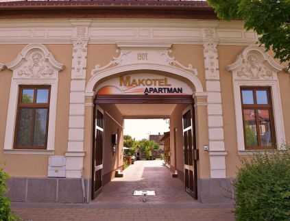 Makotel Apartmanház