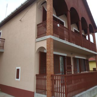 Pillangó Apartmanház