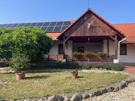 Napsugár Vendégház48
