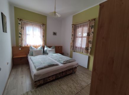 Nefelejcs Apartman32