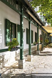 Svájci Lak Panzió21