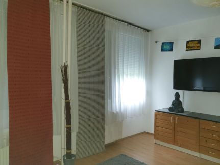 Gold Apartman25