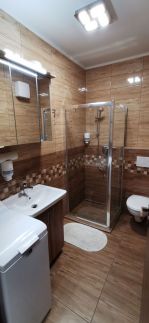 Balaton & Center Wellness Apartman16