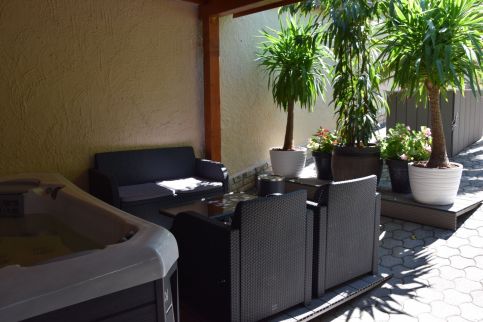 Sipos Villa11