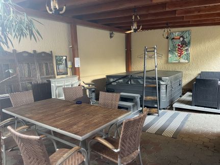 Sipos Villa24