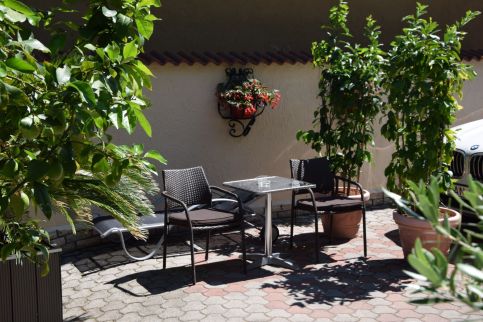Sipos Villa31