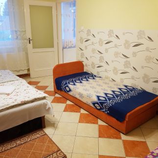 Muskátli Apartmanház 4.42