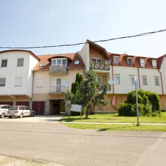 Balcony Kölcsey Apartman – Hajdúszoboszló fotó 17