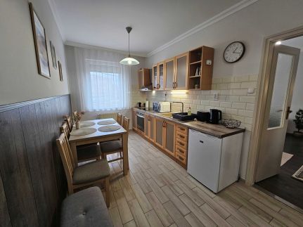 Balcony Kölcsey Apartman – Hajdúszoboszló fotó 6