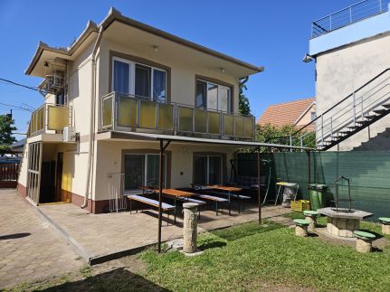 Anett Apartmanház8