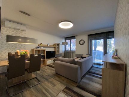 Suzanna Apartman12