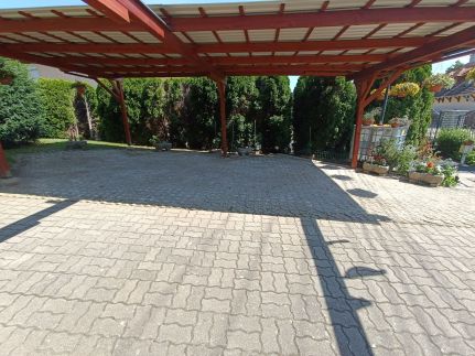 Anna-Ilona Apartman50