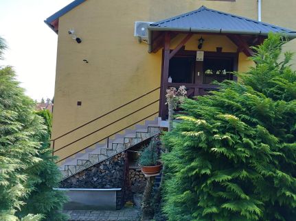 Anna-Ilona Apartman9