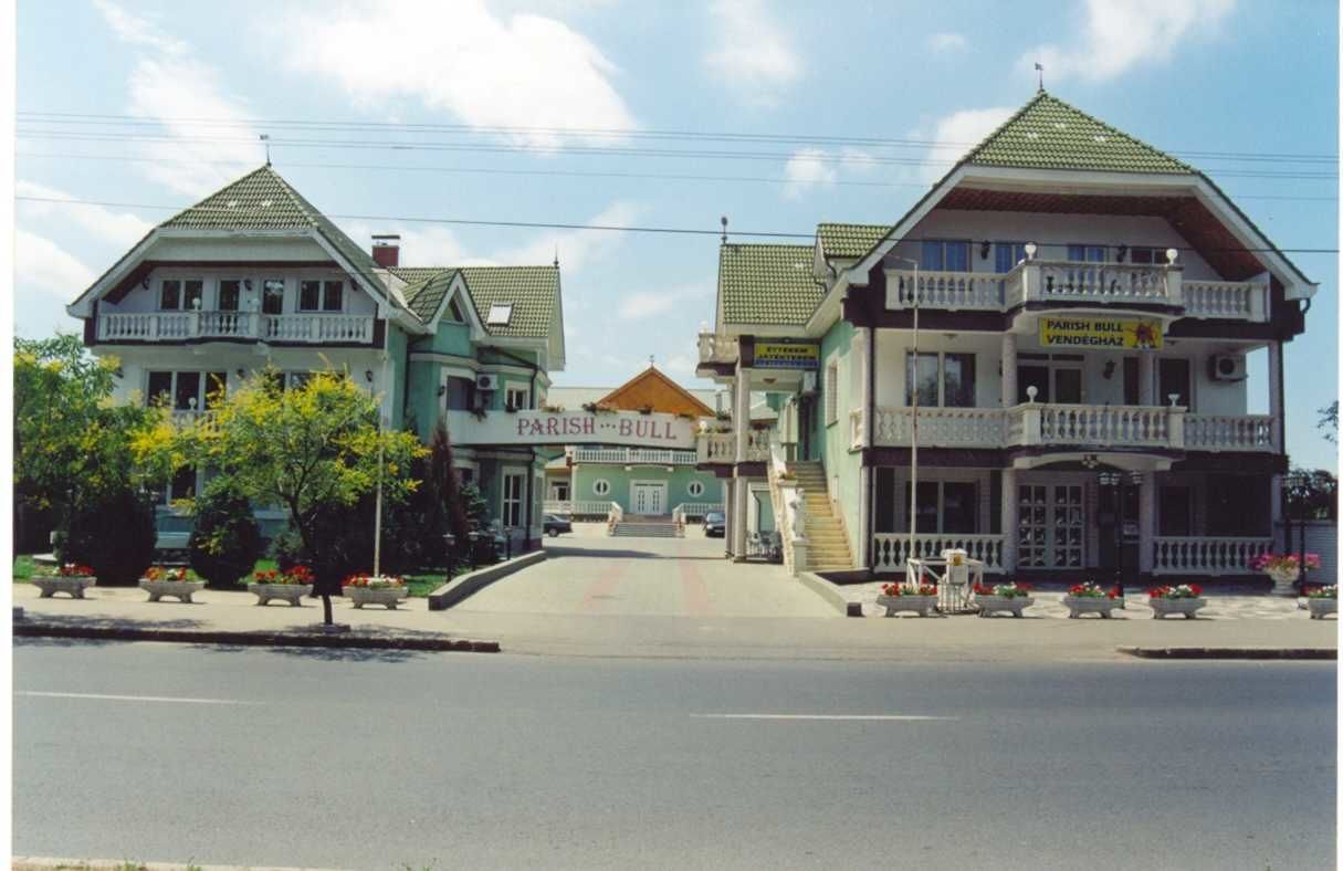 Parish Bull Hotel – Kisvárda