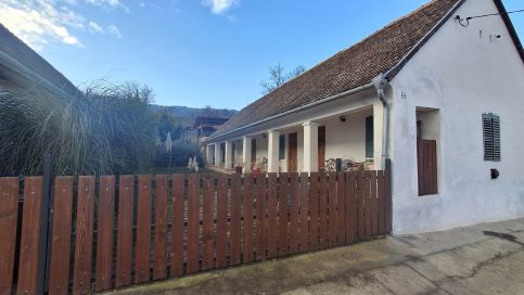 Tornácos a Cinkában Vendégház11