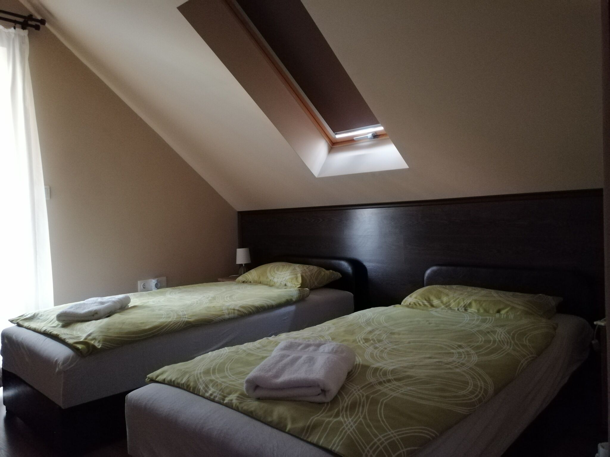 Antracit Apartman – Eger fotó 11