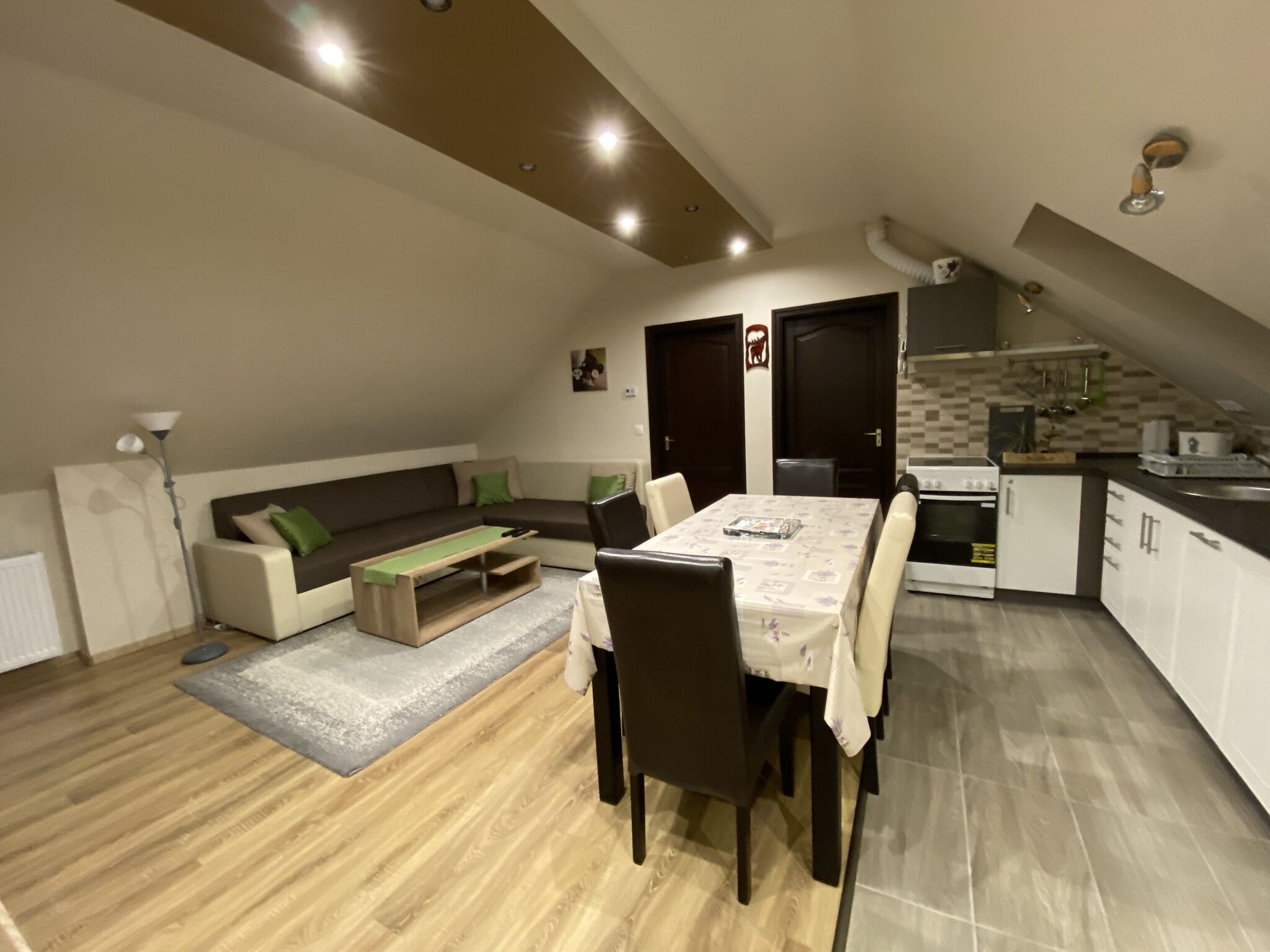 Antracit Apartman – Eger fotó 13