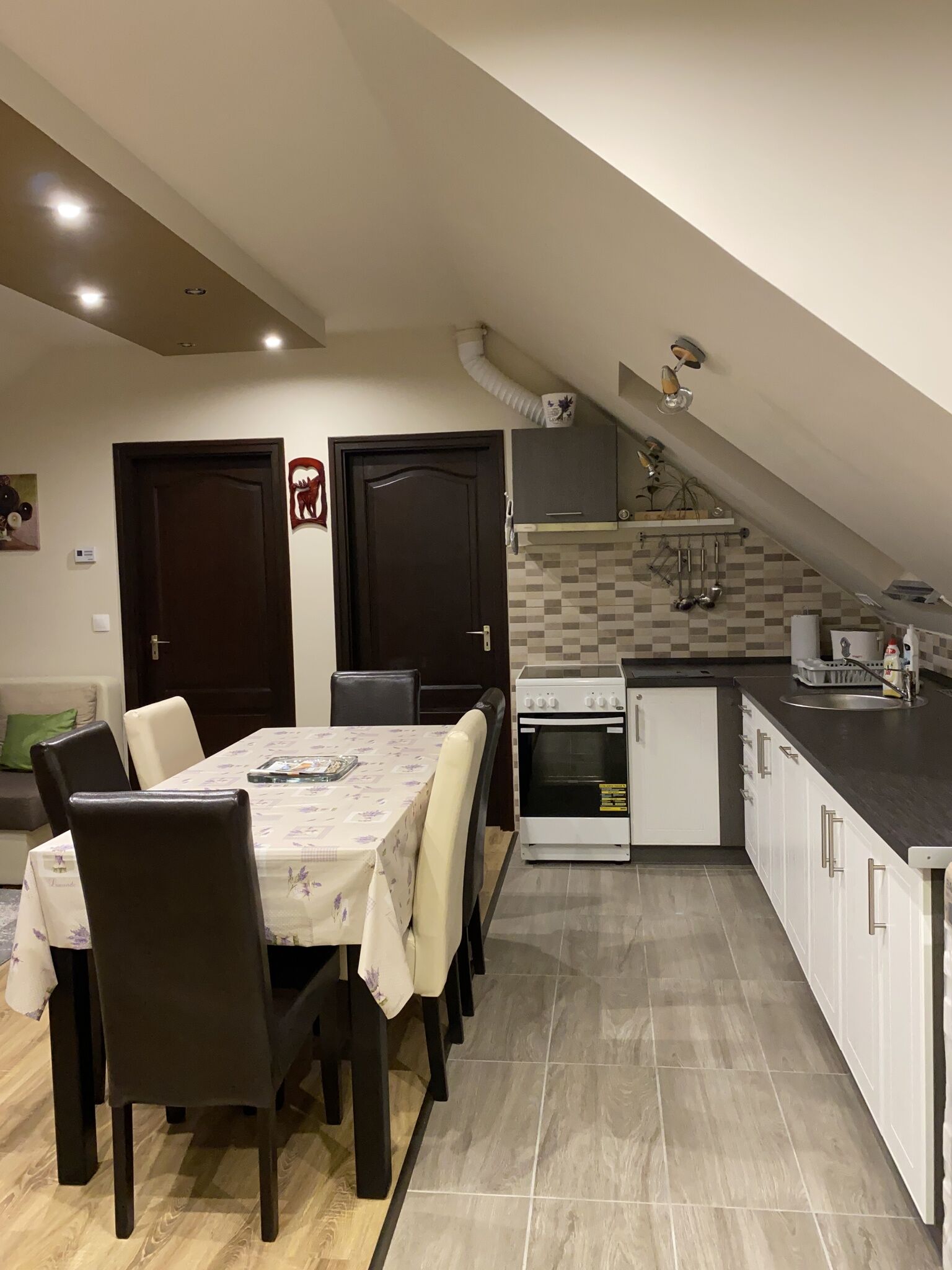 Antracit Apartman – Eger fotó 19