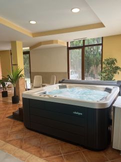 Dorka Wellness Apartman8