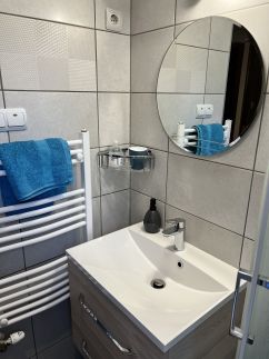 Dorina Wellness Apartmanok21