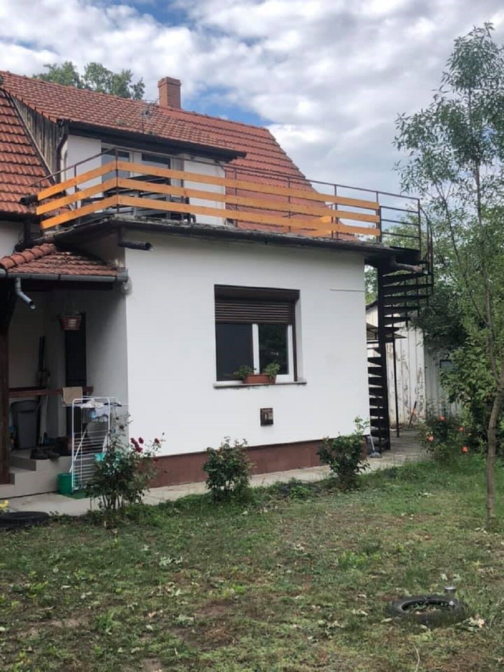 Hóvirág Apartman – Berekfürdő