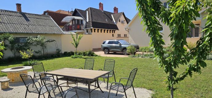 Alex's Apartman & Panzió