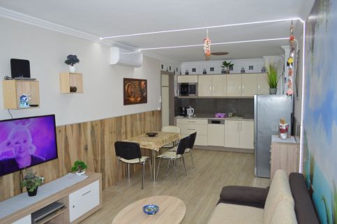 Granada Közvetlen Vízparti Apartman13